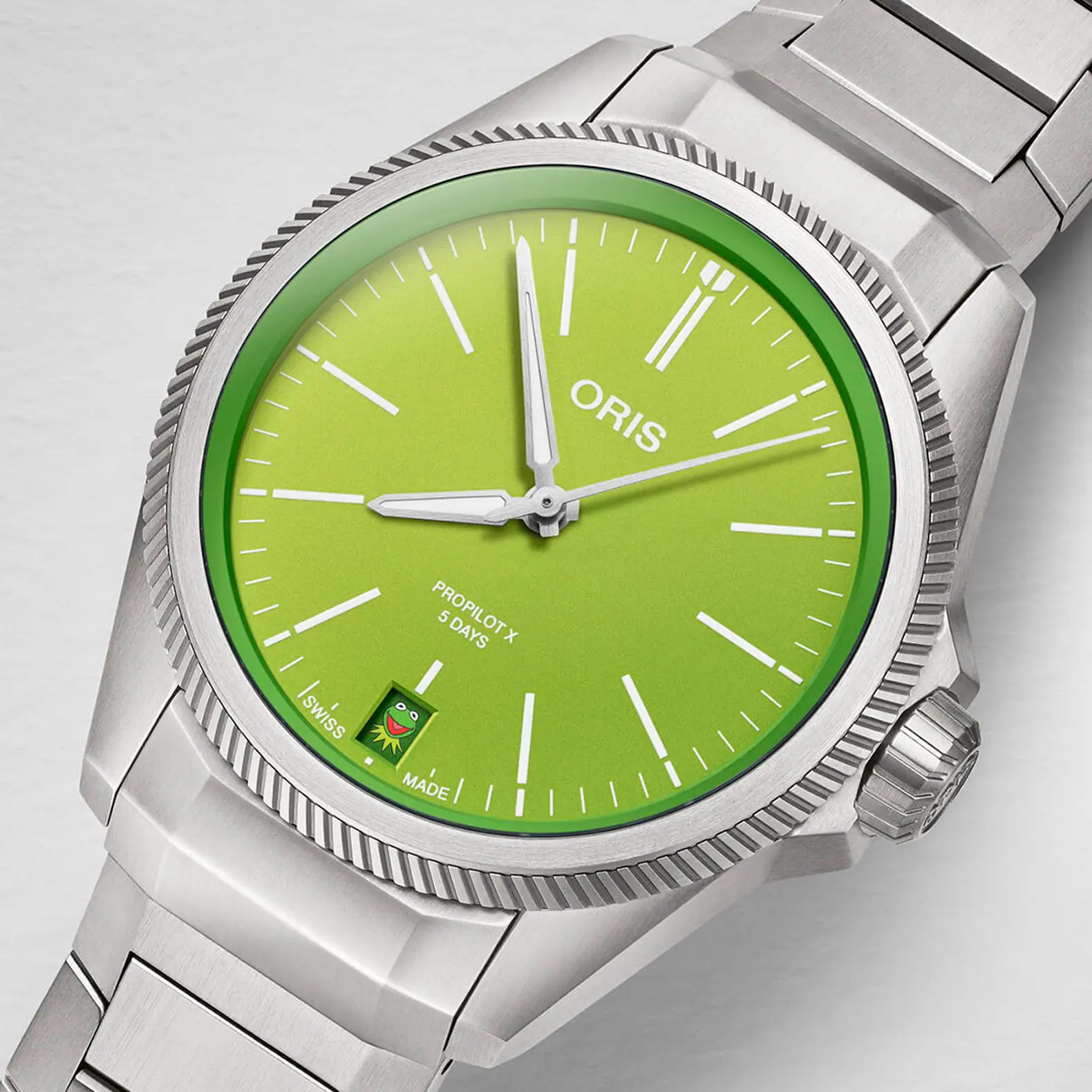 Descubra el nuevo Oris Pro Pilot Kermit Edition Perodri